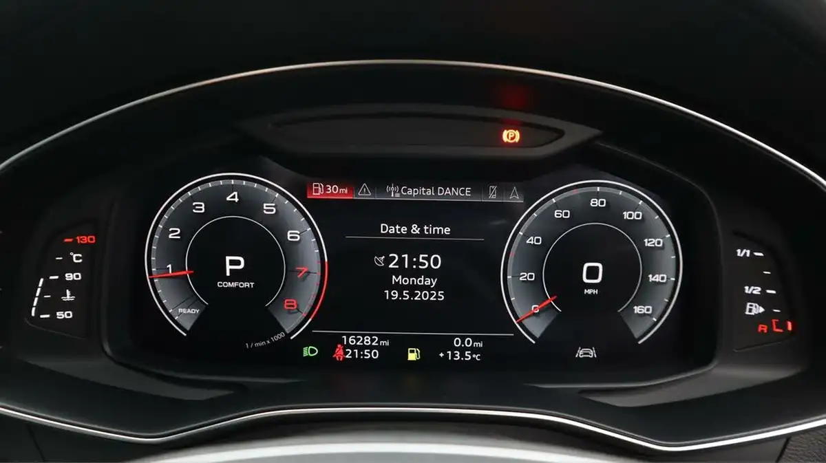 2022-audi-a6-saloon-20-40-tfsi-sport-big-10