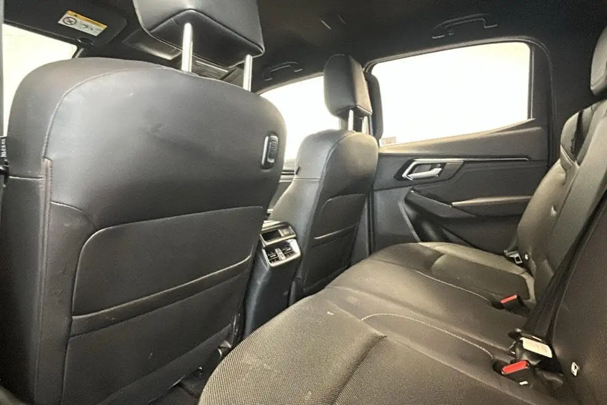 2021-isuzu-d-max-19td-v-cross-auto-big-8