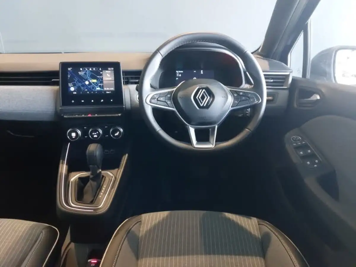 2024-renault-clio-16-techno-big-6