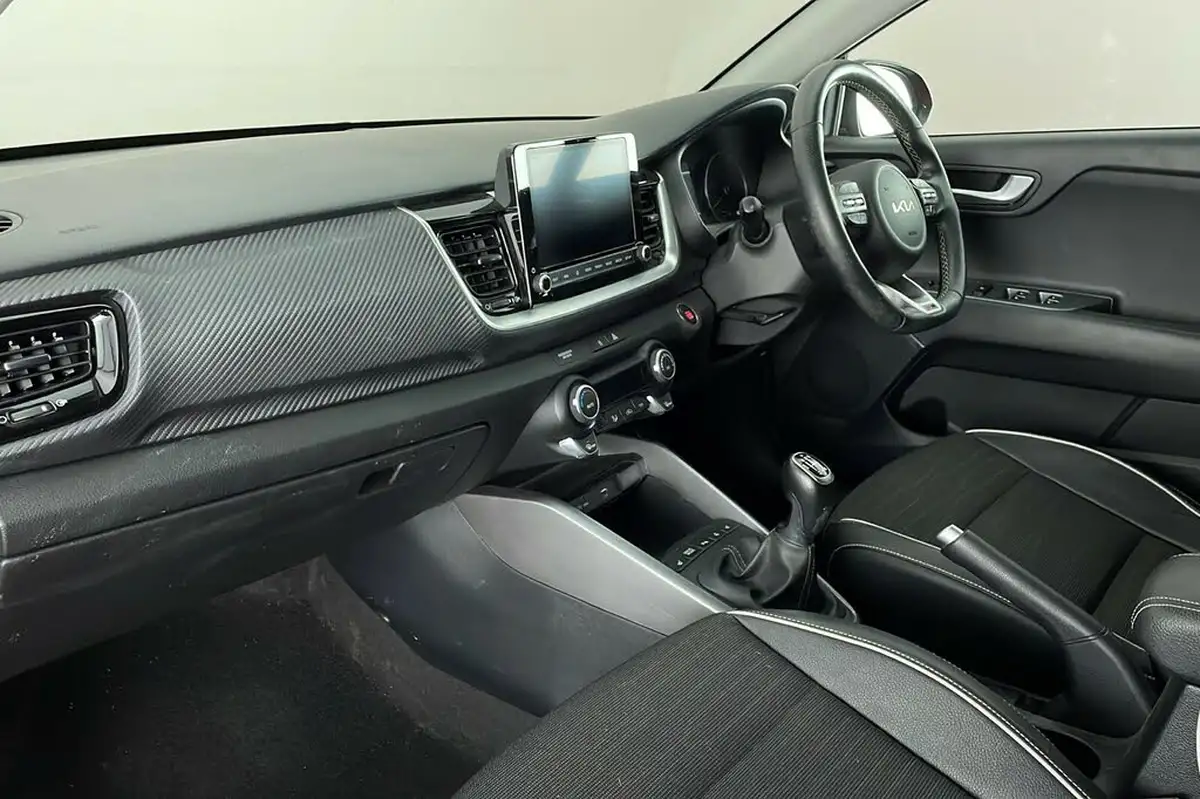 2022-kia-stonic-10-t-gdi-gt-line-s-big-9