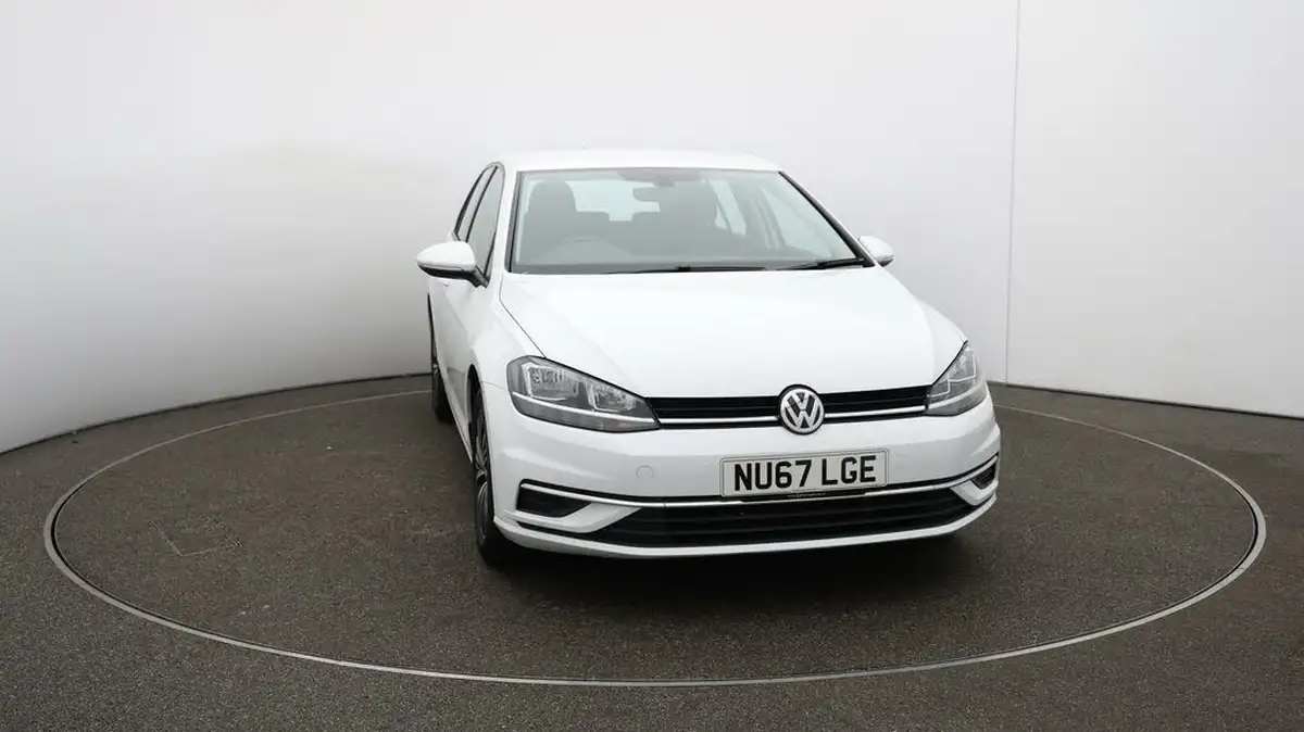 2017-volkswagen-golf-10-tsi-se-ss-hatchback-5d-big-41