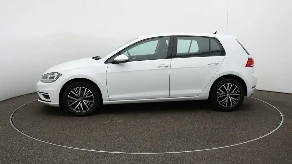 2017-volkswagen-golf-10-tsi-se-ss-hatchback-5d-big-65