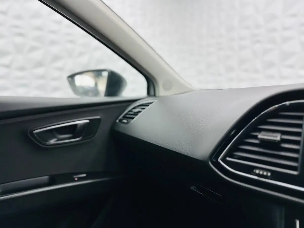 2013-seat-leon-16tdi-se-cr-105ps-ss-hatchback-5d-big-31