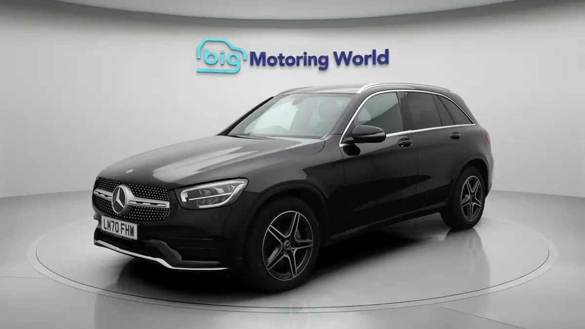 2020-mercedes-benz-glc-class-20d-glc220d-amg-line-station-wagon-5d-4matic-plus-big-3