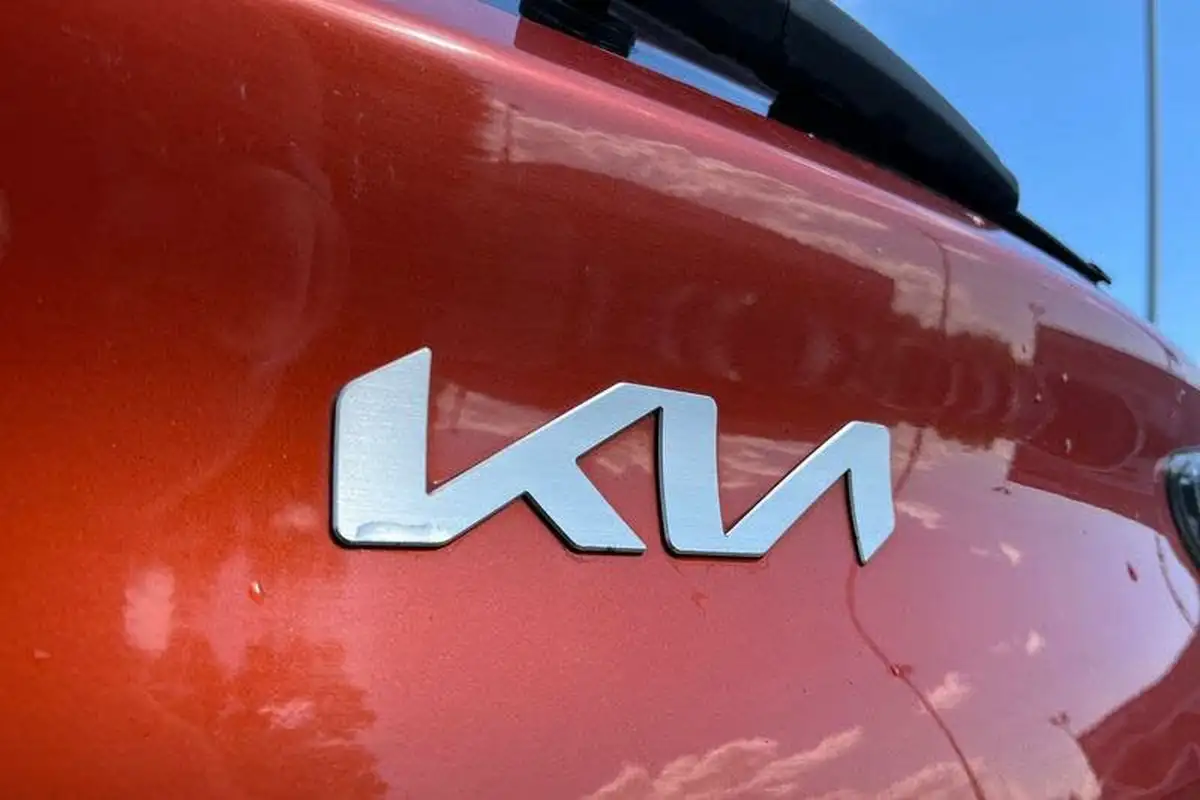 2022-kia-ceed-15-t-gdi-gt-line-big-24