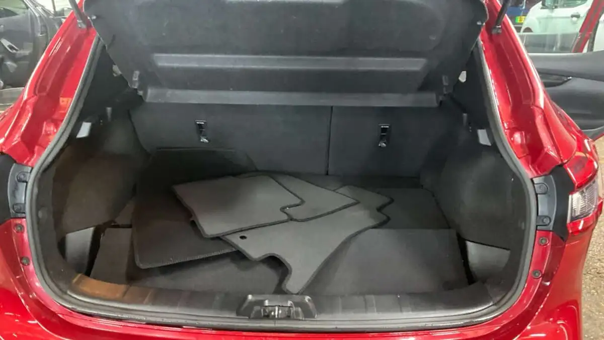 2018-nissan-qashqai-12-dig-t-acenta-big-8