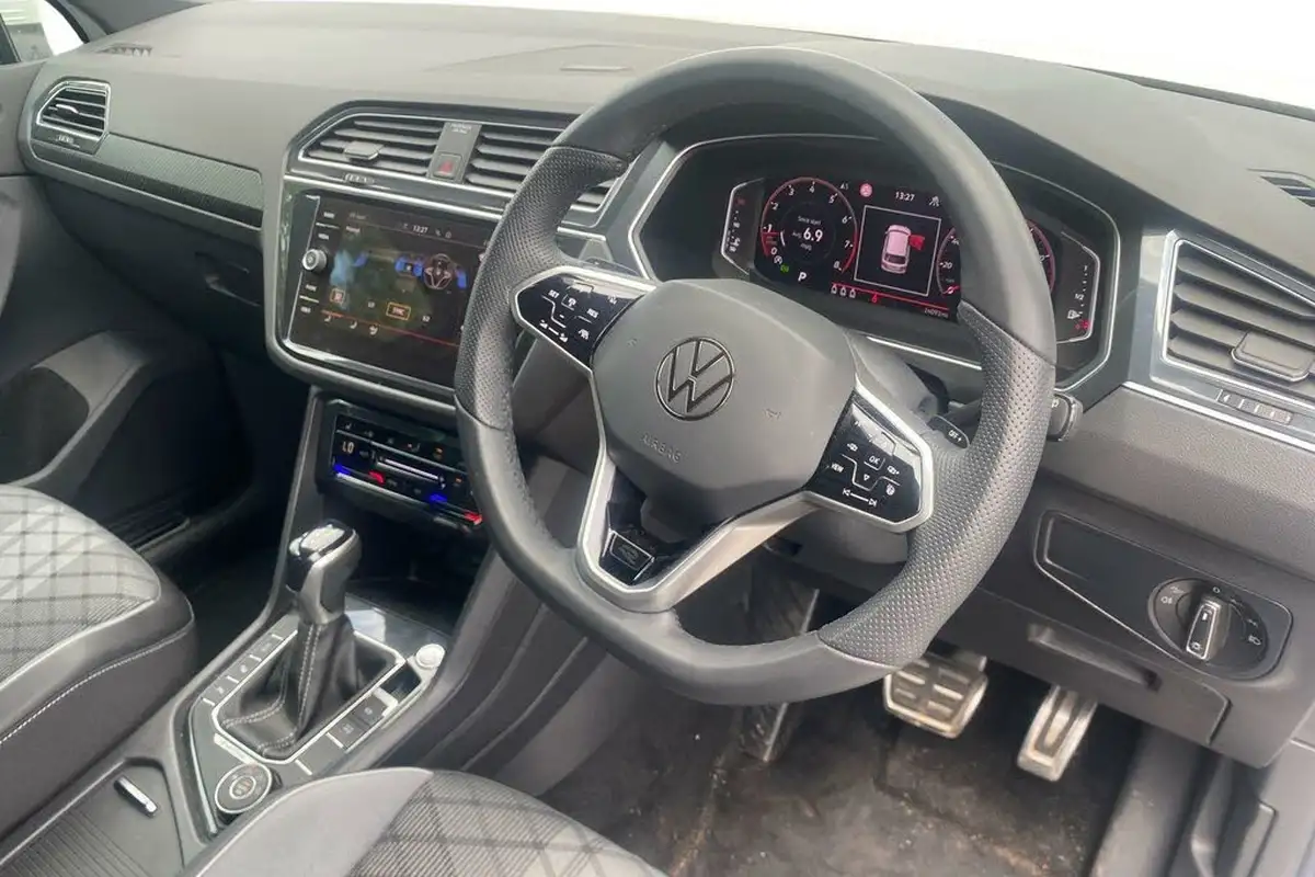 2022-volkswagen-tiguan-20-tsi-r-line-190ps-big-35