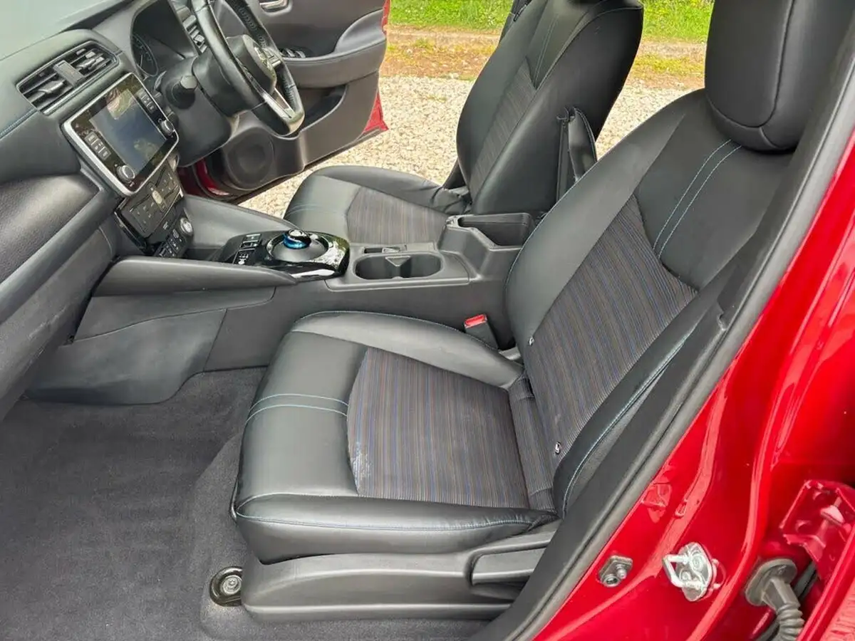 2020-nissan-leaf-e-e-n-tec-big-19