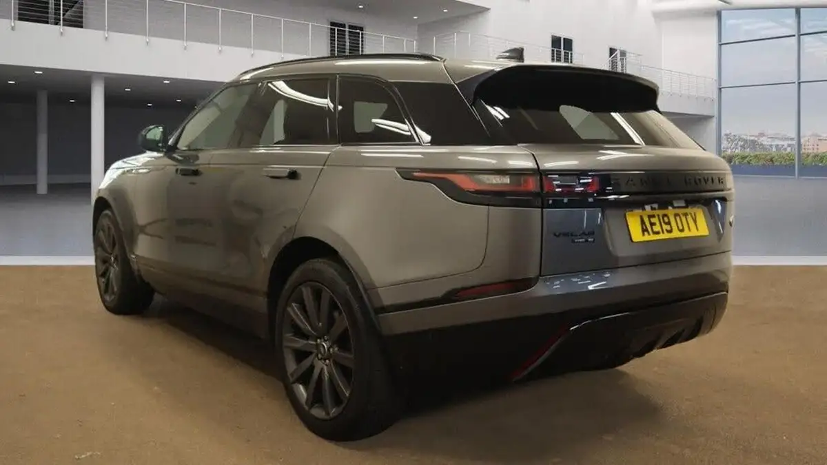 2019-land-rover-range-rover-velar-20-d180-r-dynamic-se-big-2
