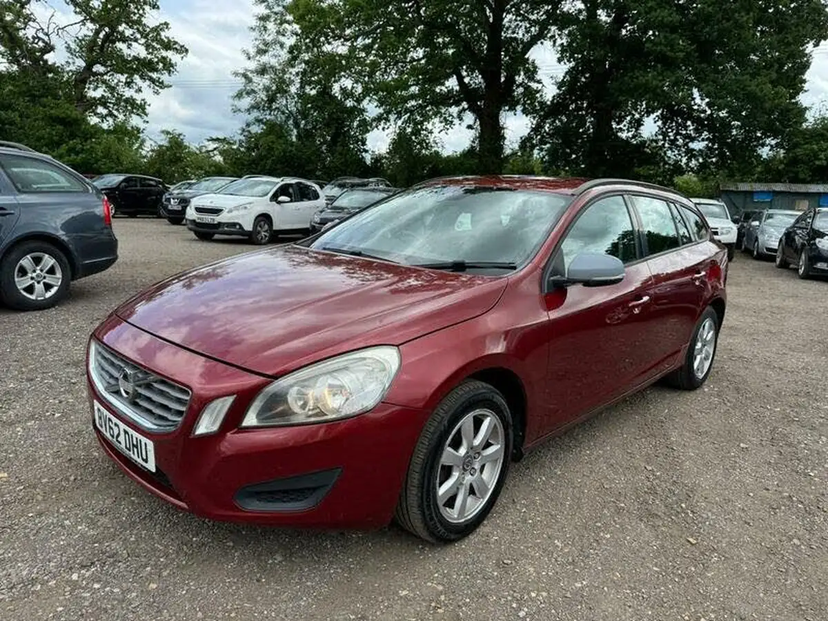 2012-volvo-v60-16td-d2-es-big-3