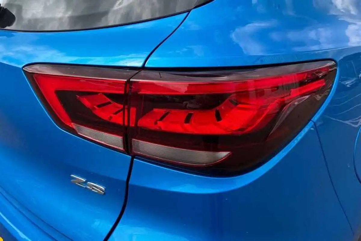 2022-mg-zs-suv-10t-gdi-exclusive-big-31