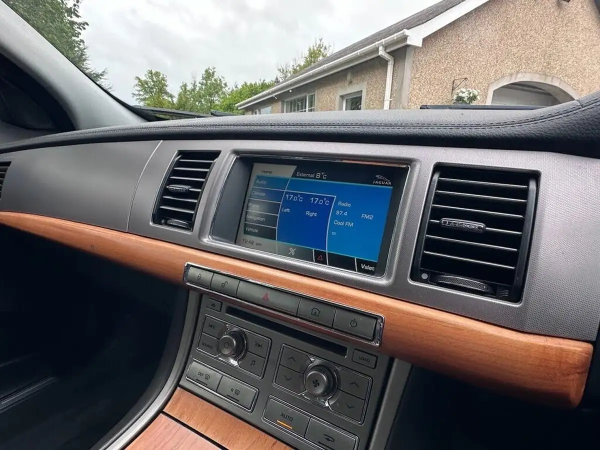 2008-jaguar-xf-27td-luxury-big-31