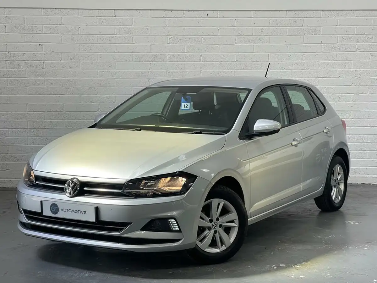 2019-volkswagen-polo-10-tsi-se-ss-big-2