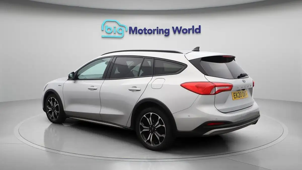 2020-ford-focus-20-active-x-estate-auto-big-5