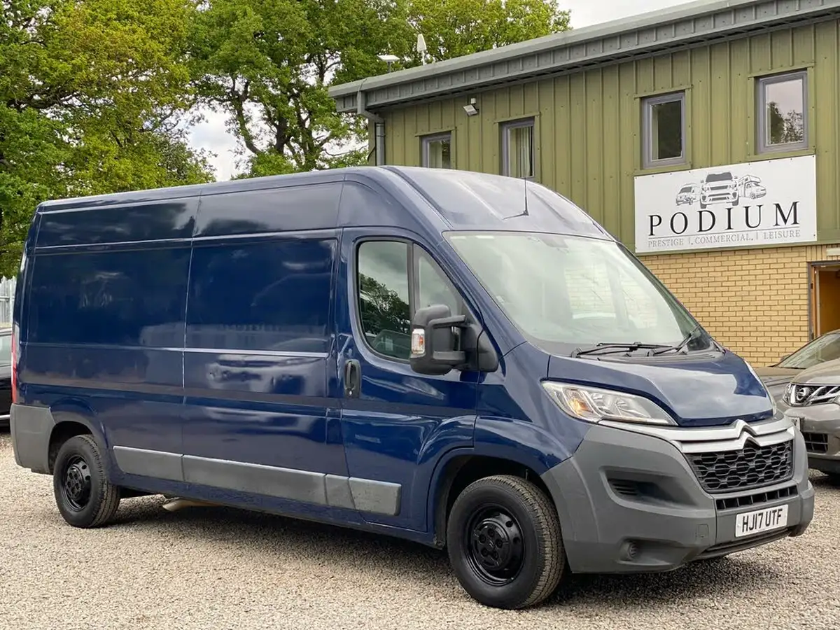 2017-citroen-relay-20bluehdi-35-l3h2-enterprise-130eu6-big-18