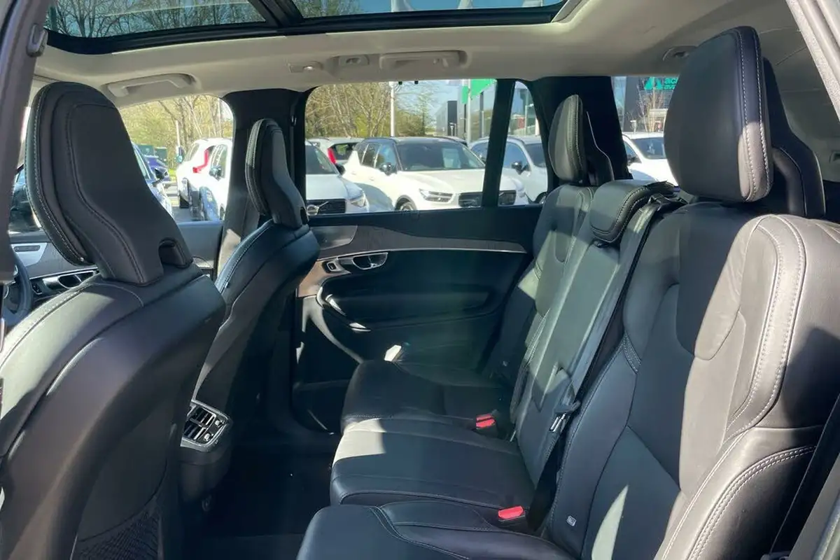 2022-volvo-xc90-20-b5-ultimate-big-29