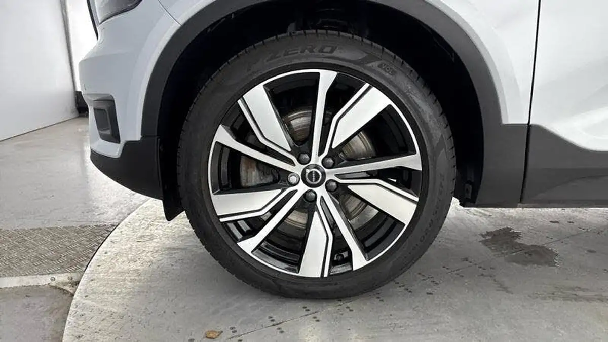 2022-volvo-xc40-15-t5-r-design-pro-big-32