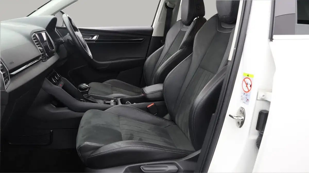 2019-skoda-karoq-16tdi-se-l-dsg-big-20