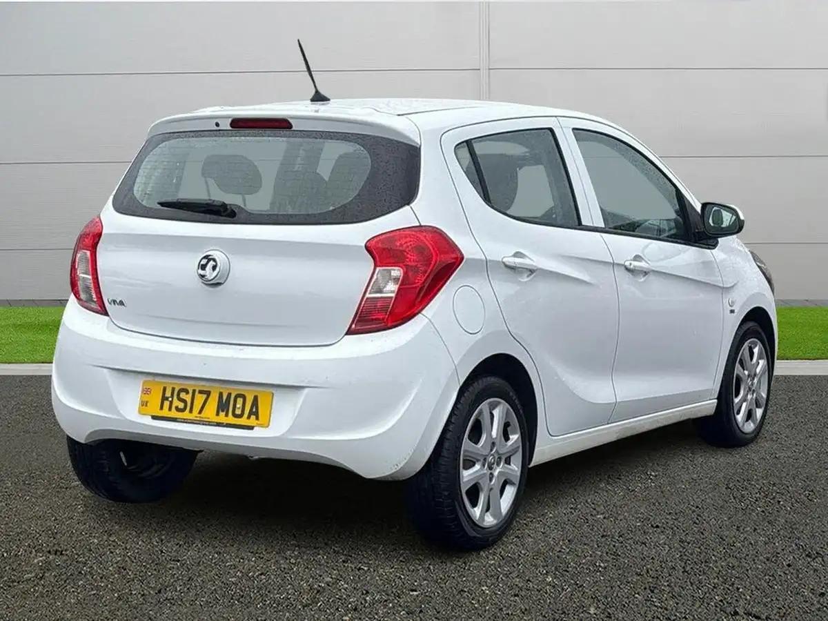 2017-vauxhall-viva-big-6