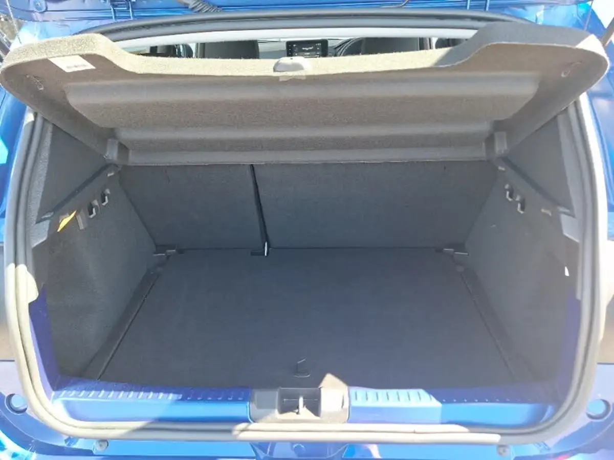 2024-dacia-sandero-stepway-10-tce-extreme-90bhp-big-7
