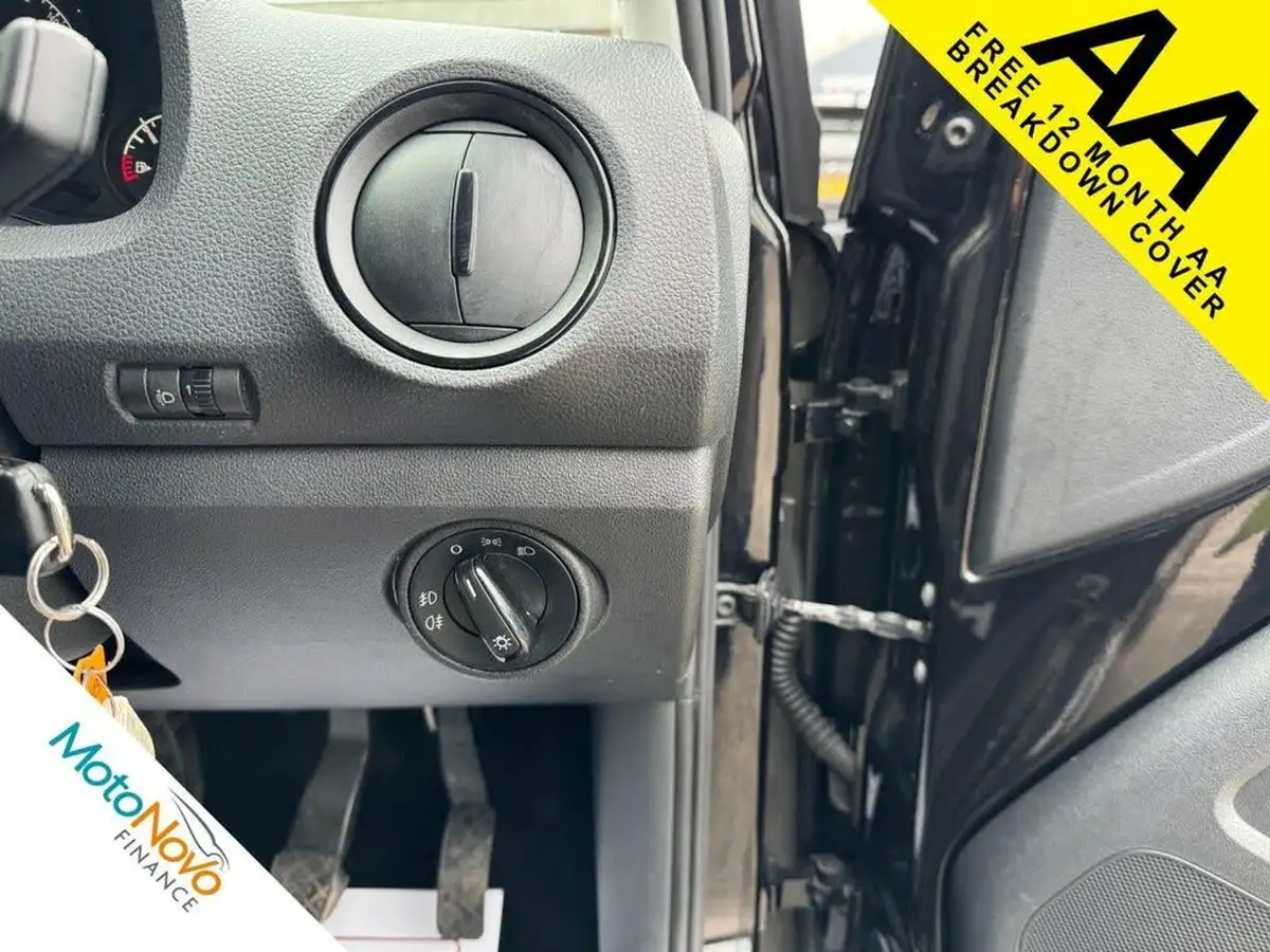 2014-skoda-citigo-10-black-edition-3d-big-32