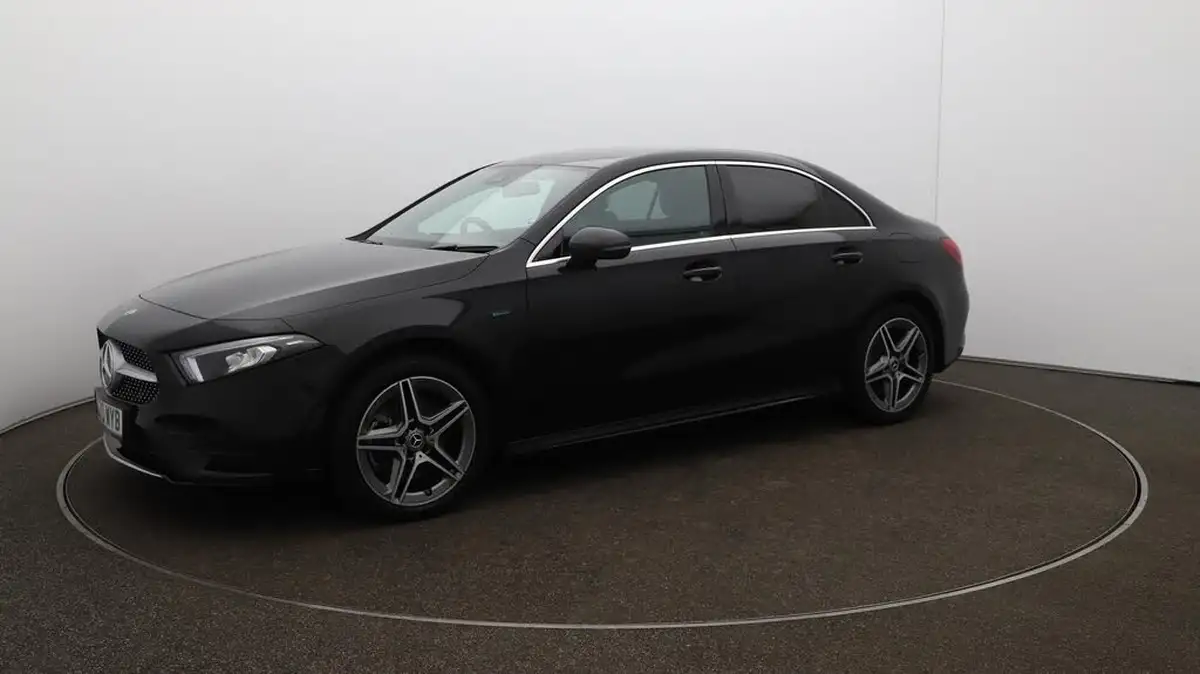 2020-mercedes-benz-a-class-13-a250e-amg-line-saloon-4d-big-67