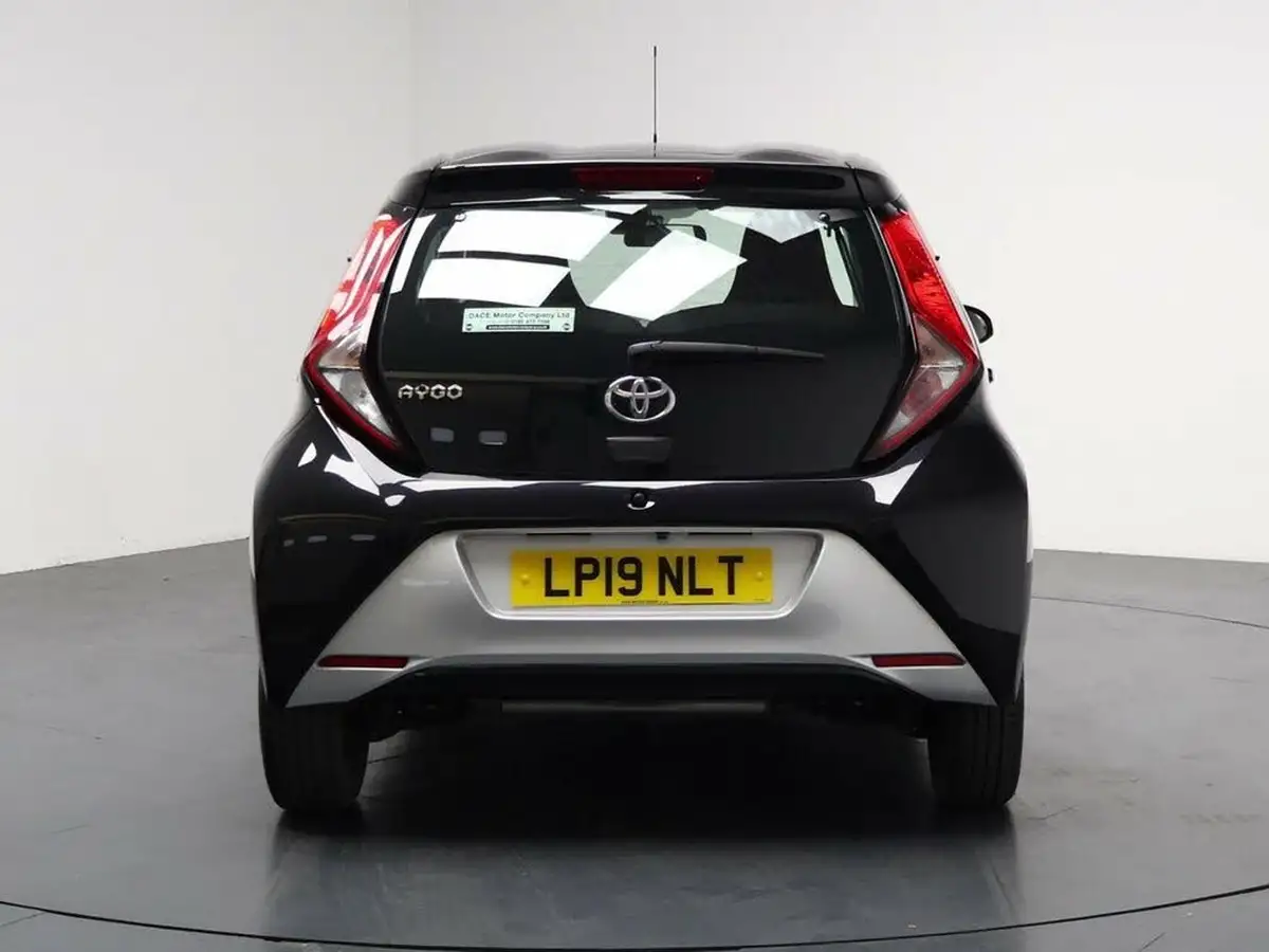 2019-toyota-aygo-10-vvt-i-x-play-tss-big-10