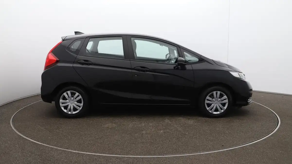 2019-honda-jazz-13-i-vtec-s-big-46