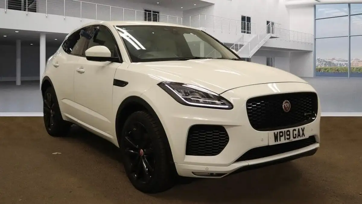 2019-jaguar-e-pace-20-i4d-r-dynamic-s-150ps-big-0