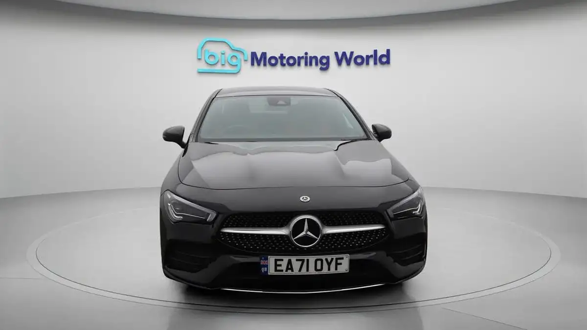 2021-mercedes-benz-cla-13-cla-180-amg-line-premium-plus-coupe-4d-big-2
