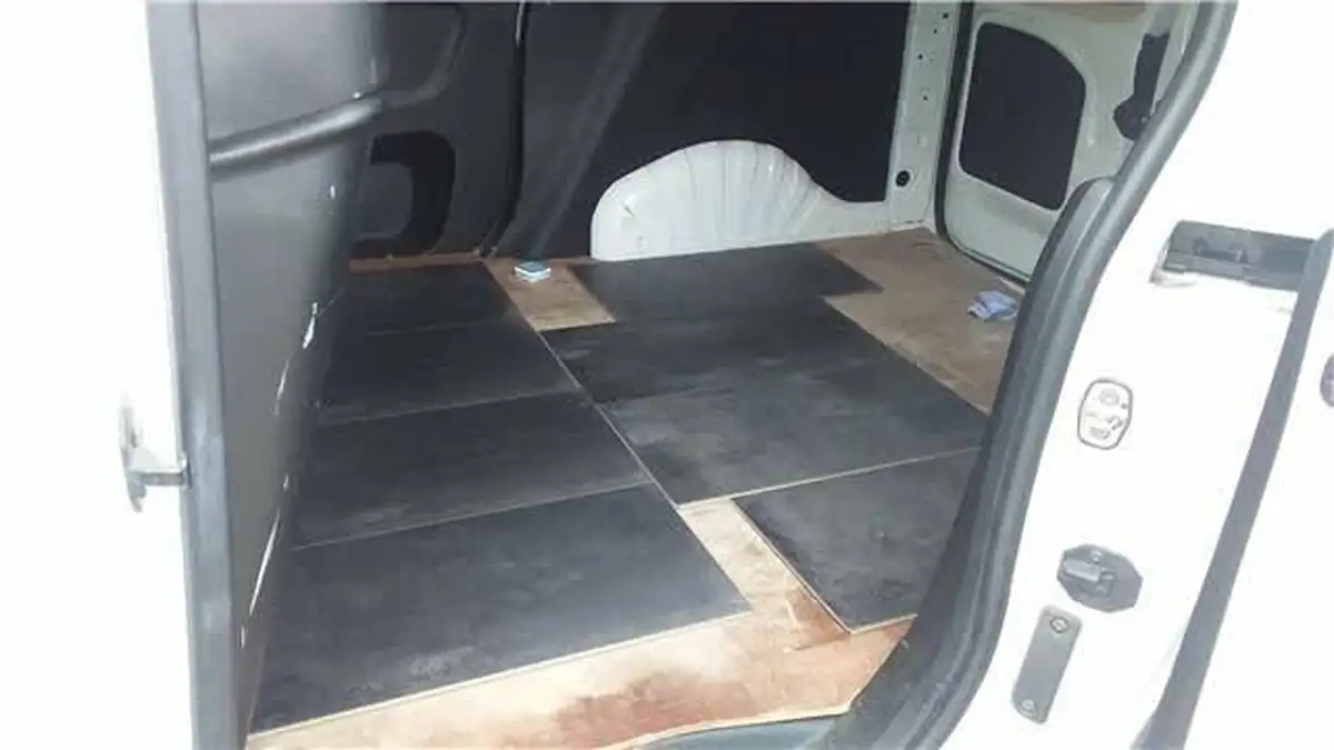2021-vauxhall-combo-15cdti-dynamic-2300-100pseu6dt-l1h1-panel-big-10