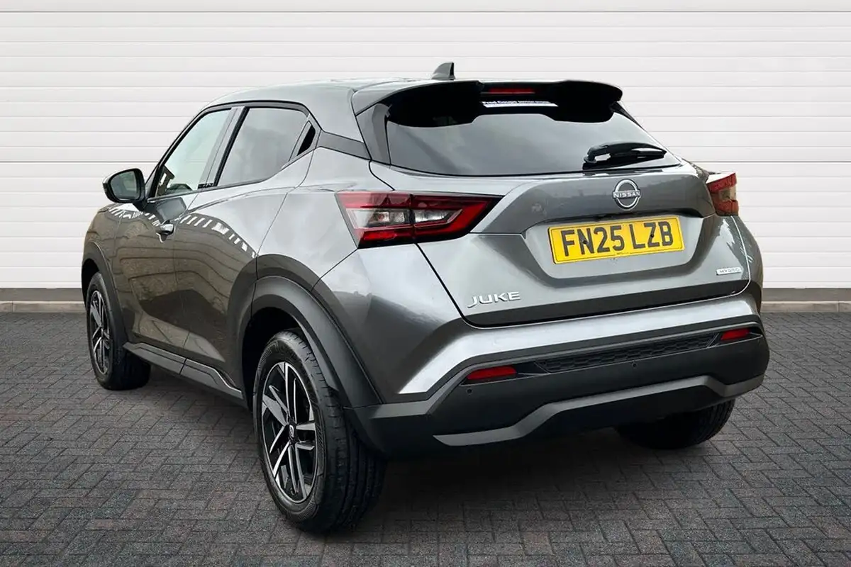 2025-nissan-juke-16-hybrid-n-connecta-big-10