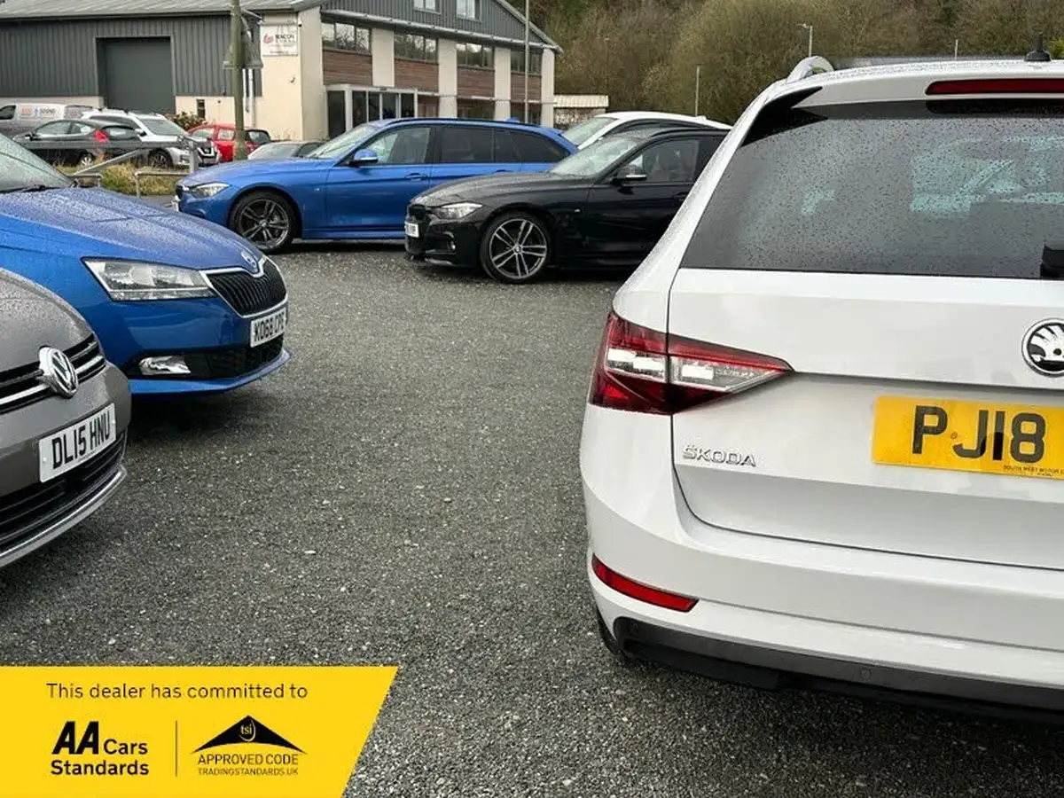 2018-skoda-superb-20tdi-scr-se-l-executive-150ps-estate-dsg-big-44