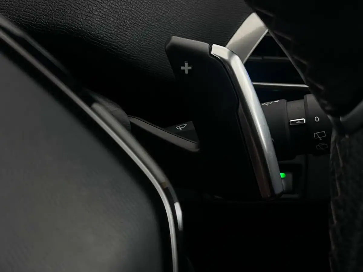 2022-peugeot-5008-suv-12-puretech-gt-premium-big-28