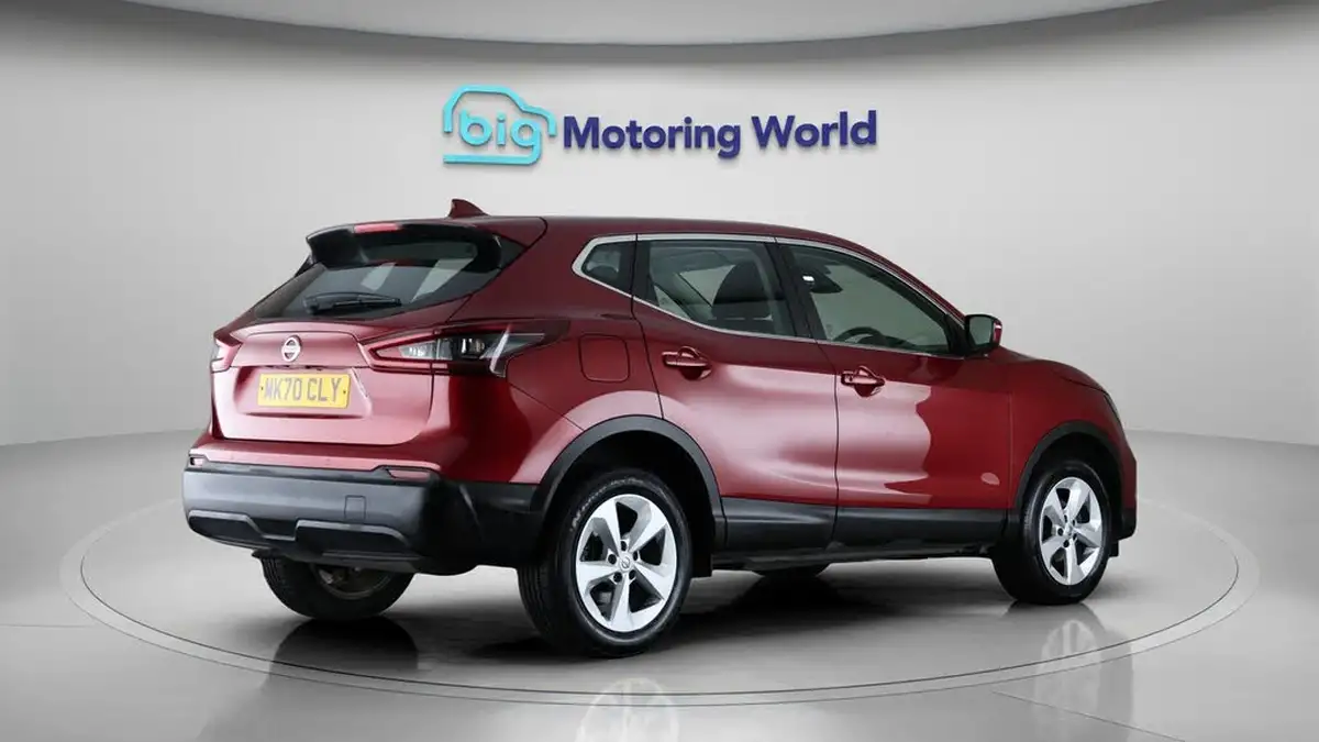 2020-nissan-qashqai-13-dig-t-acenta-premium-140ps-big-6