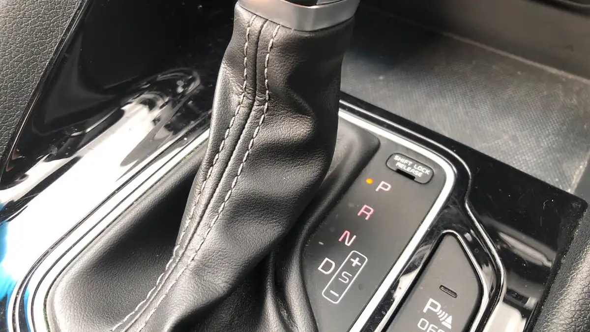 2019-kia-niro-16-gdi-2-big-20