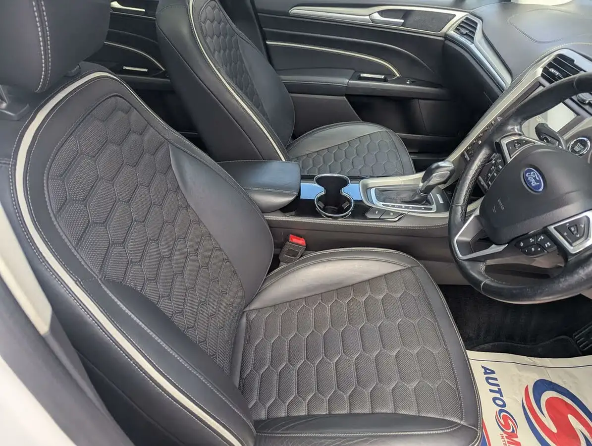 2017-ford-mondeo-20t-vignale-estate-5d-big-21
