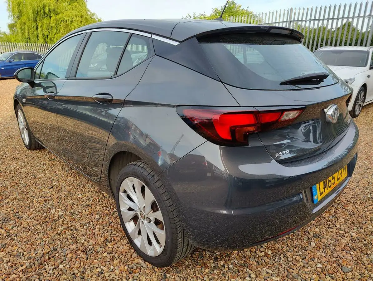 2015-vauxhall-astra-14i-16v-turbo-energy-big-7