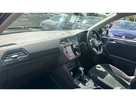 2022-volkswagen-tiguan-15-tsi-elegance-small-1