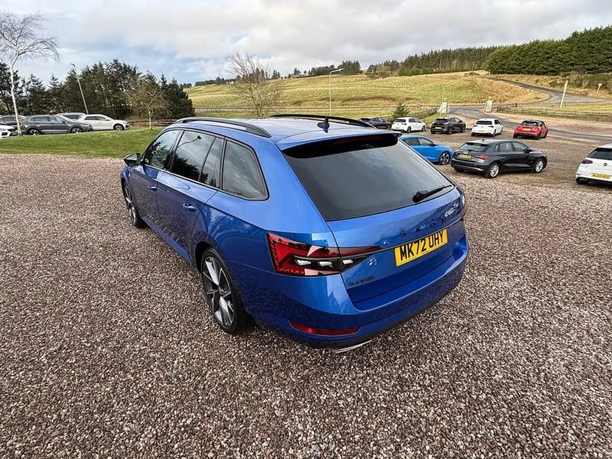 2022-skoda-superb-20-tsi-sportline-plus-280ps-4x4-estate-big-7