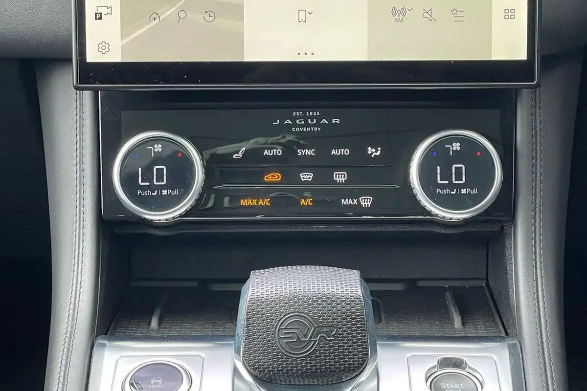 2021-jaguar-f-pace-50-v8-svr-big-15