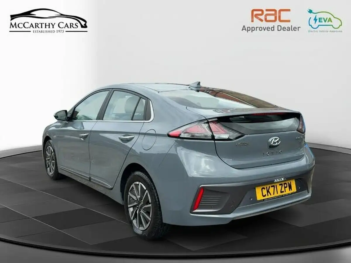 2021-hyundai-ioniq-e-premium-electric-100kw-big-18