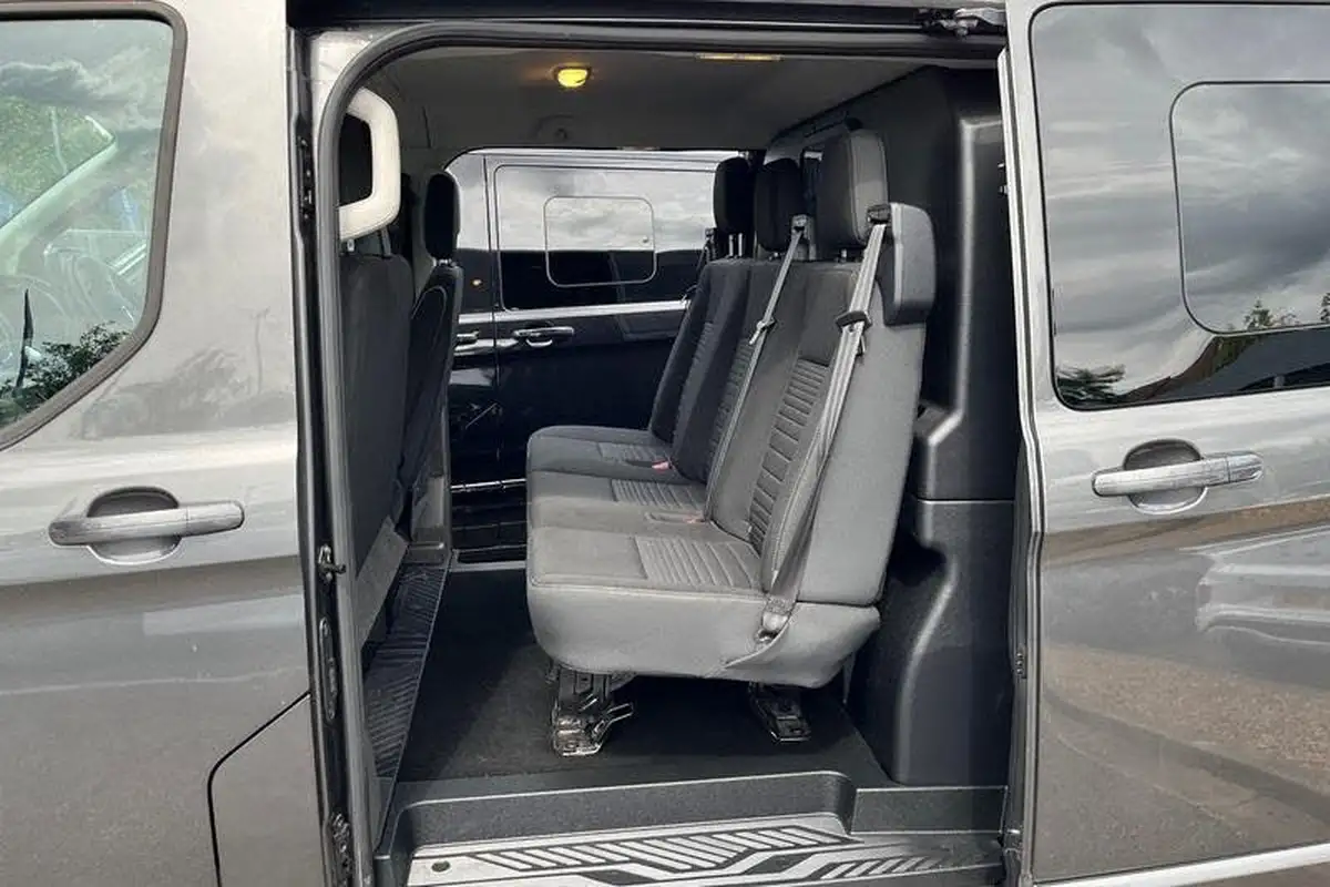 2023-ford-transit-custom-20tdci-320-l2h1-limited-170pseu6dt-double-cab-in-van-1997cc-auto-big-39