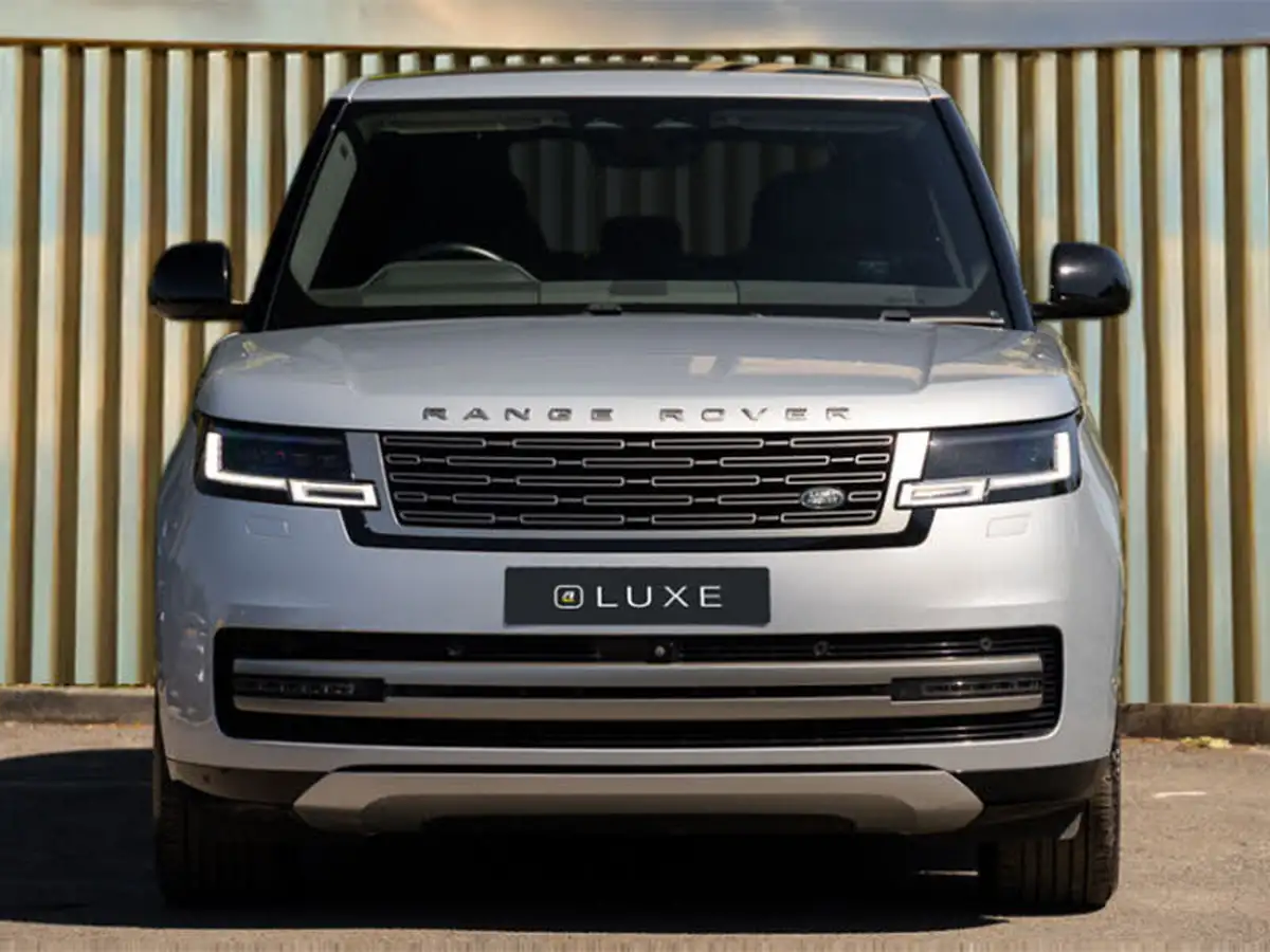 2022-land-rover-range-rover-30-p440e-se-big-9
