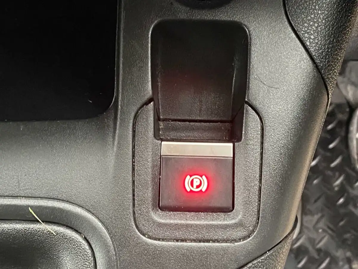 2019-citroen-berlingo-15bluehdi-1000-enterprise-100pseu6dt-e-panel-big-19