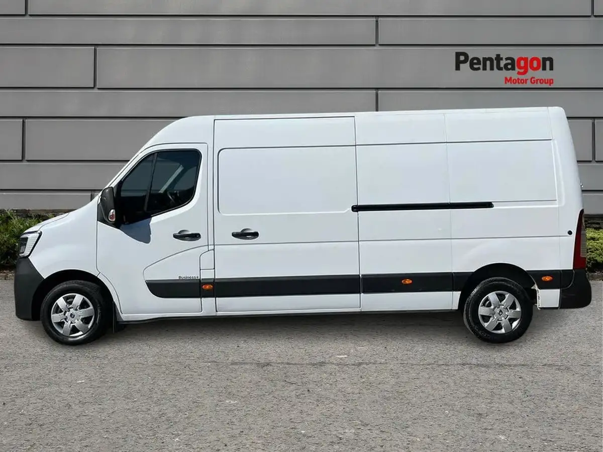 2022-renault-master-23dci-lm35-135-business-panel-big-14
