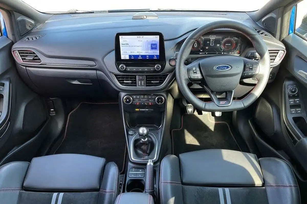 2023-ford-puma-suv-15-st-big-9
