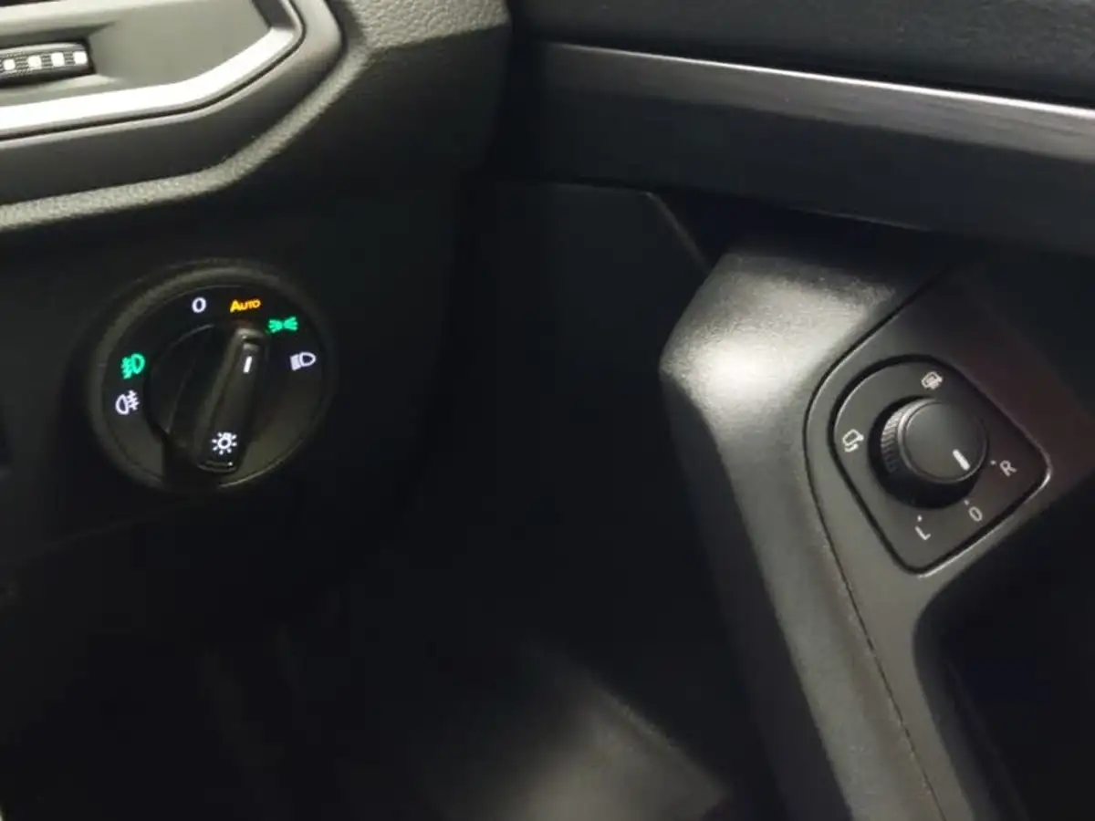 2024-cupra-ateca-15-ecotsi-v2-big-17