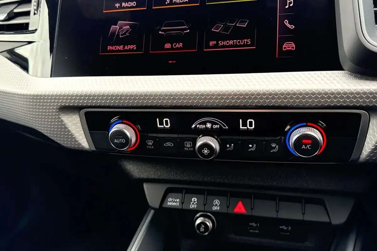 2020-audi-a1-10-30-tfsi-s-line-110ps-big-21