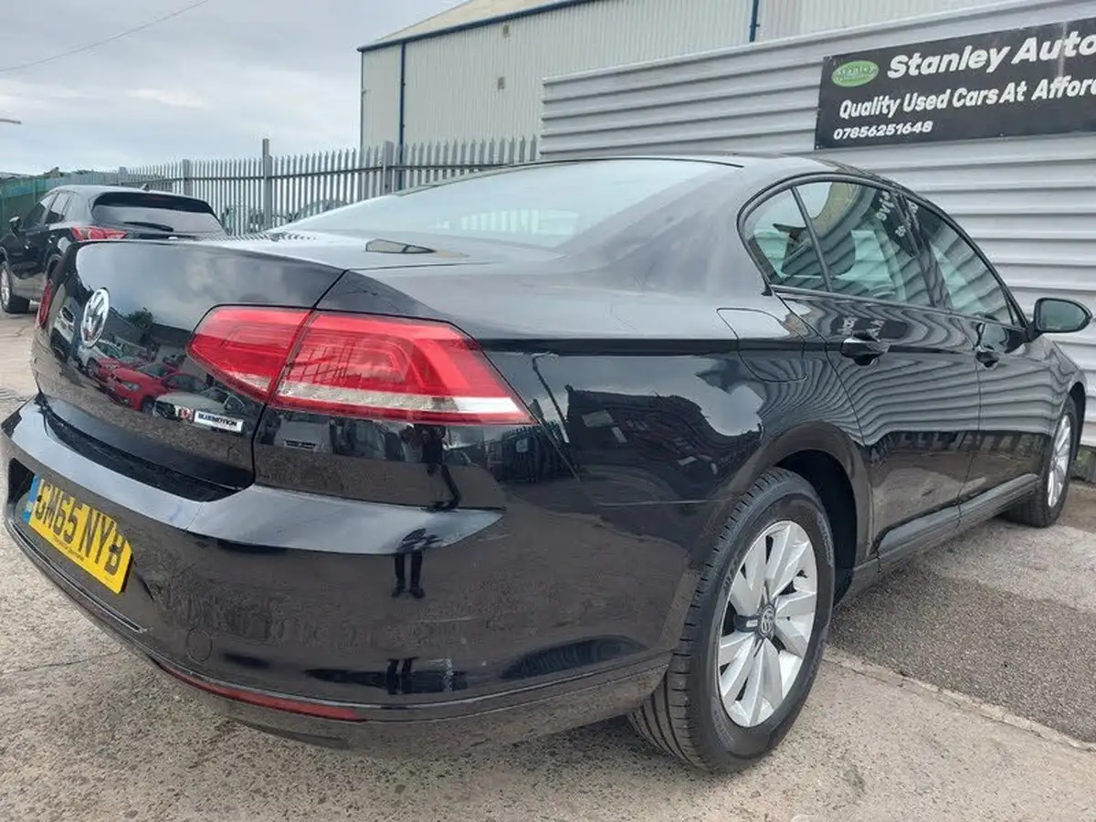 2015-volkswagen-passat-16tdi-bmtss-saloon-4d-big-6
